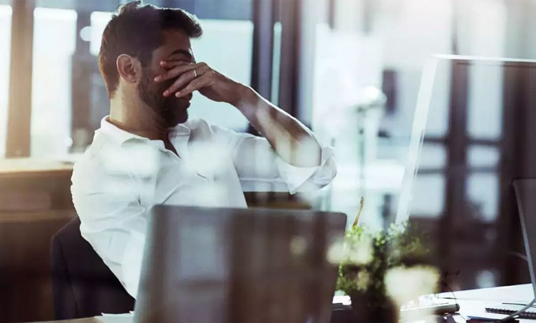 Signs That Show You’re Suffering From Burnout At Work