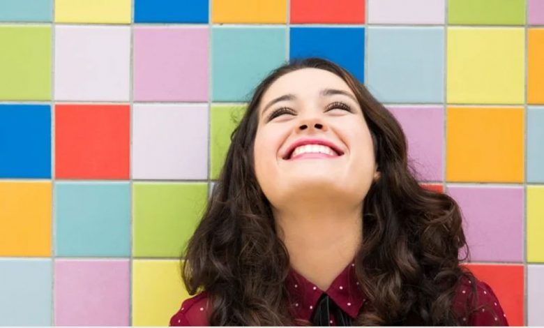 12 Habits That Hold People Back From Finding Happiness