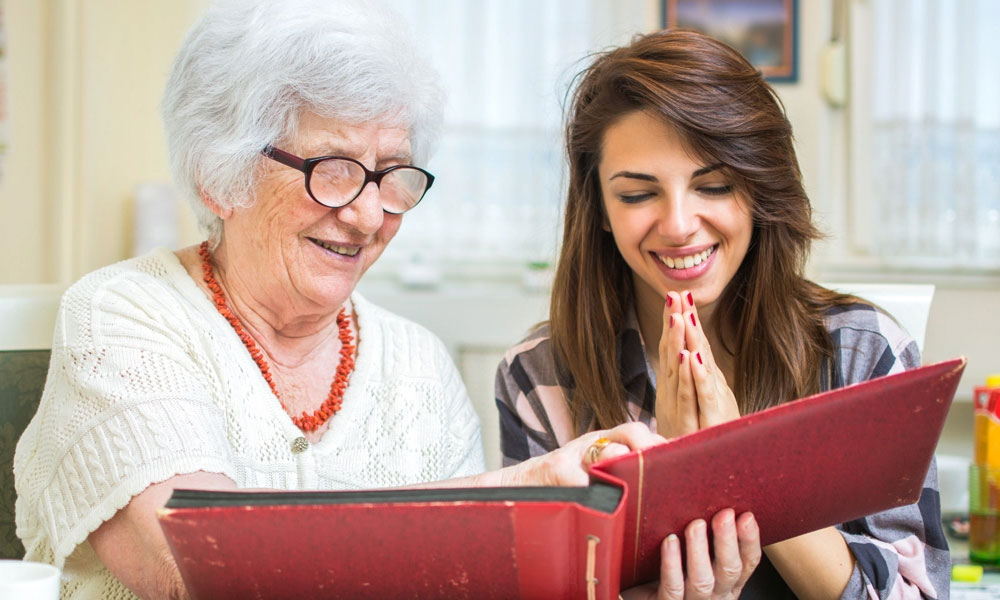 4 Positive Ways to Live in Harmony with Aging Parents