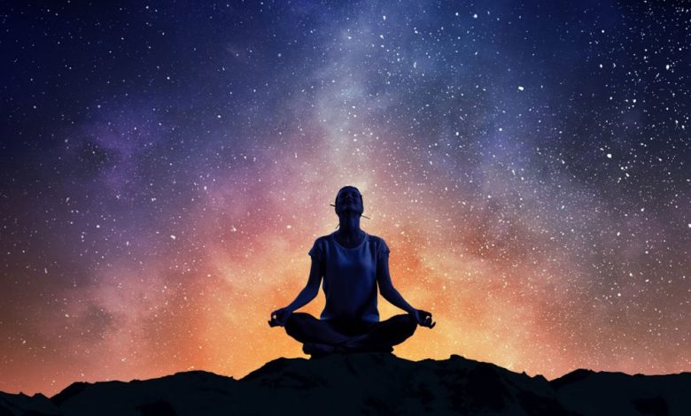 8 Signs from the Universe That It's Time to Be Still and Reflect