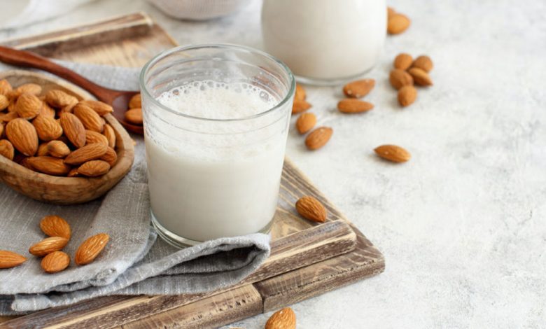 5 Side Effects Of Almonds Milk To Keep In Mind