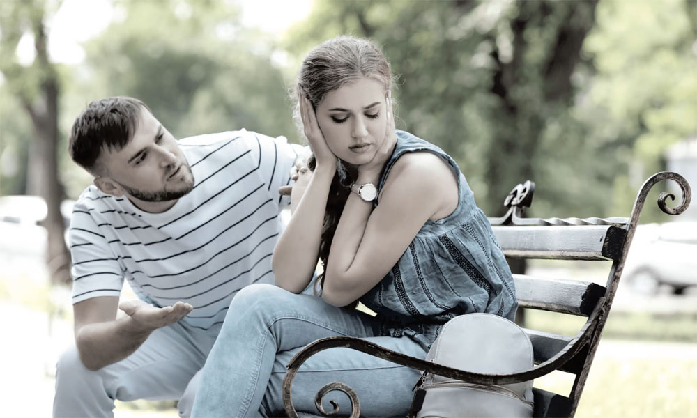 10 Signs Your Relationship Is Being Forced to Last