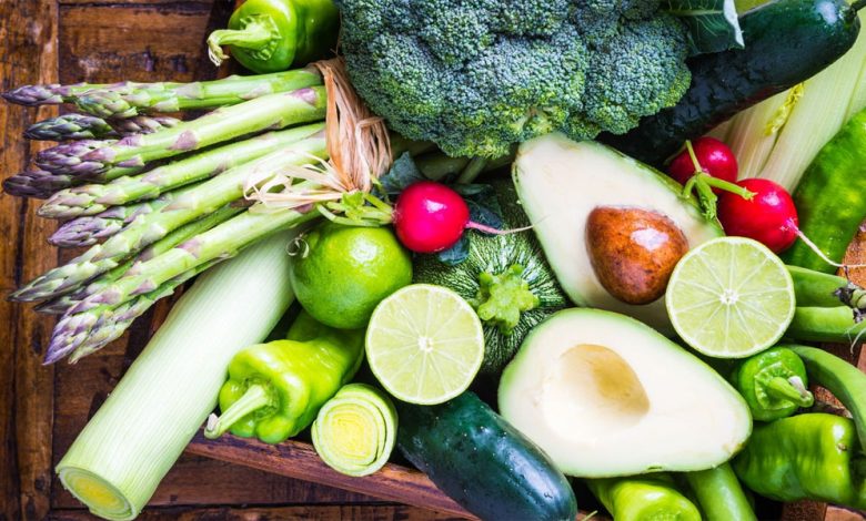 Doctors Reveal 20 Reasons to Eat a Plant-Based Diet