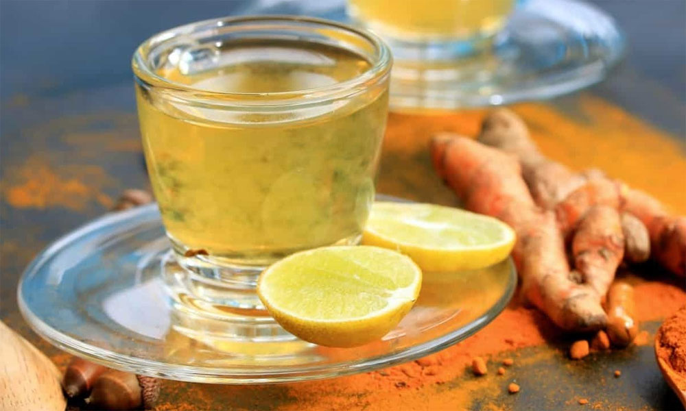 Lemon Water With Turmeric
