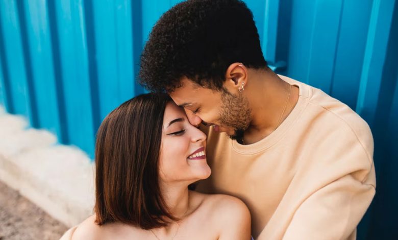 6 Telling Signs You’re in the Right Relationship