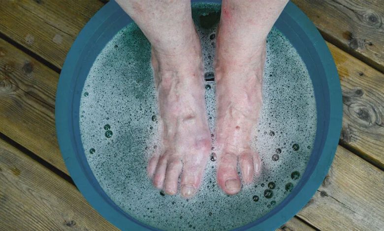 How to Make a Baking Soda Foot Soak That Helps Heal Calluses in Just Ten Minutes