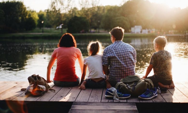 Therapist Explains 16 Ways to Beat Family Claustrophobia