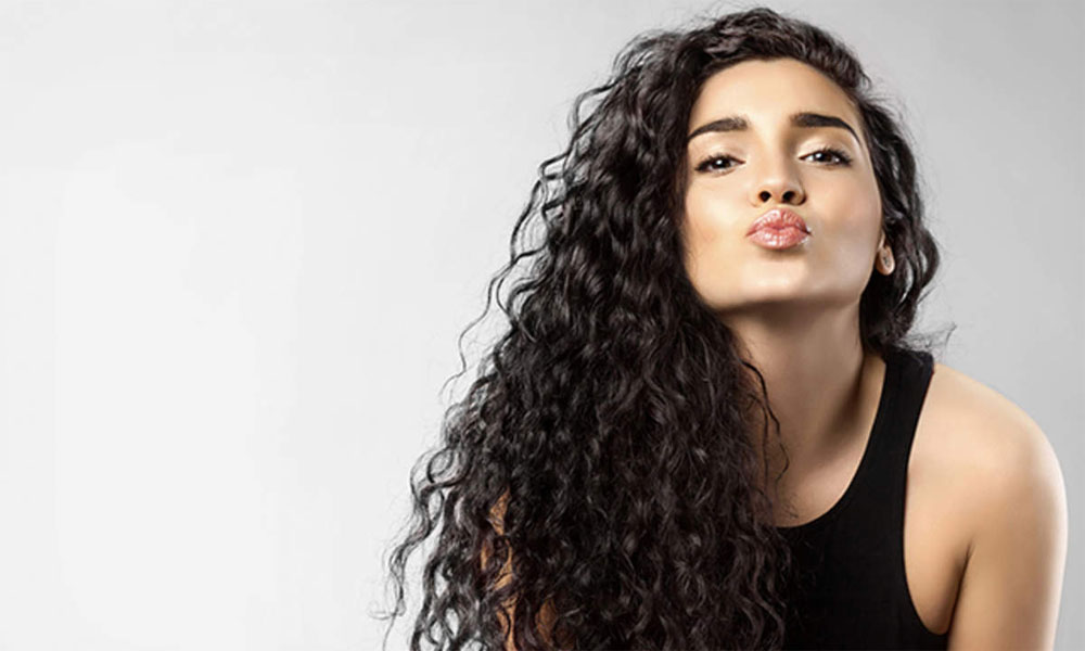 This Shampoo And Conditioner For Curls Is Curly Girl Approved