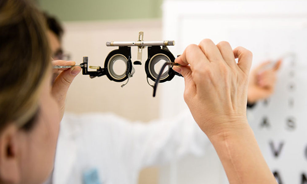 Nearsightedness Can Increase Risk Of Developing Cataract Complications