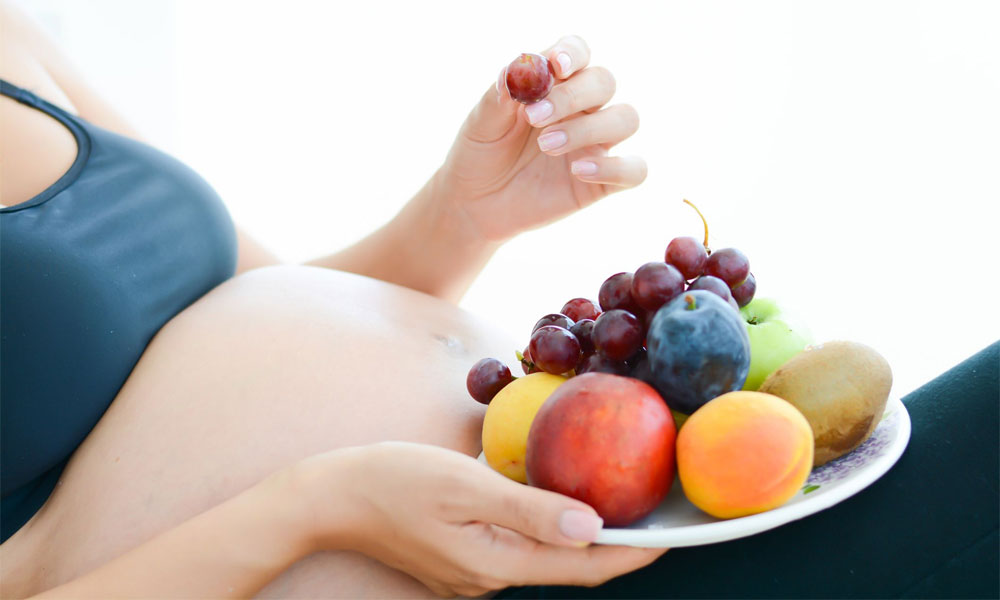Safe Fruits To Eat During Pregnancy
